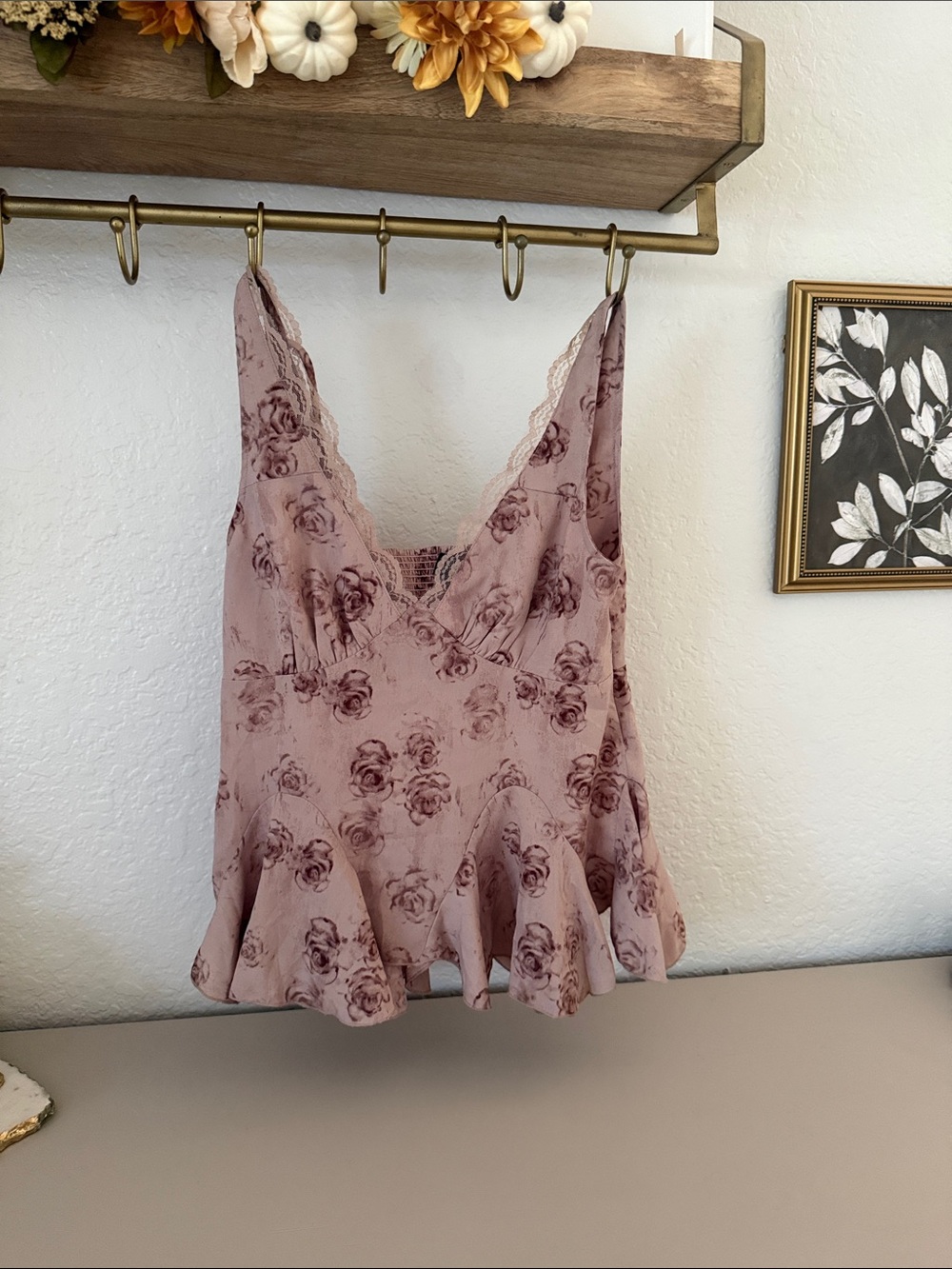 PacSun Rose Print Lace-Trim Peplum Cami in Dusty Pink